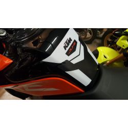 Autocollant protection de réservoir pour KTM 125/390 DUKE (17-23)