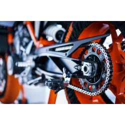 Protection de chaîne Carbone pour KTM 790 DUKE et 890 DUKE-R